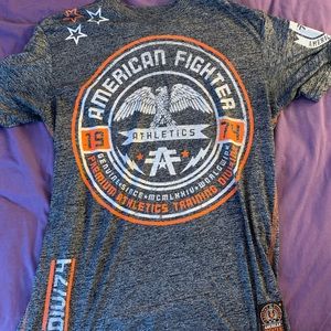 American Fighter gray graphic tee shirt Buckle L